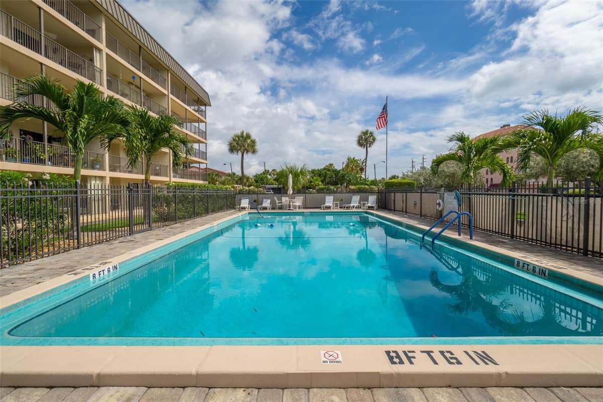 4100 OCEAN BEACH BOULEVARD — photo 31 of 45