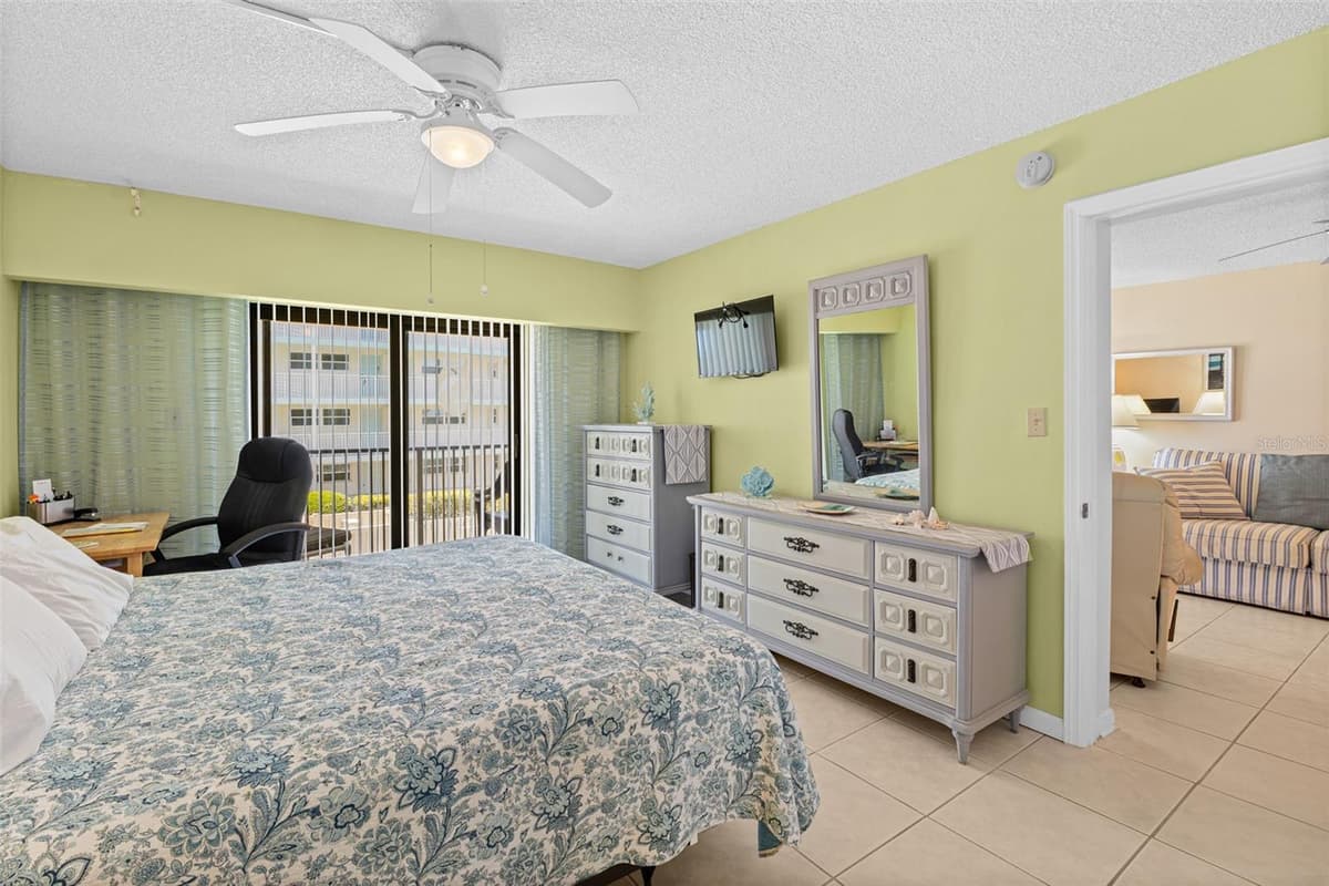 4100 OCEAN BEACH BOULEVARD — photo 21 of 45