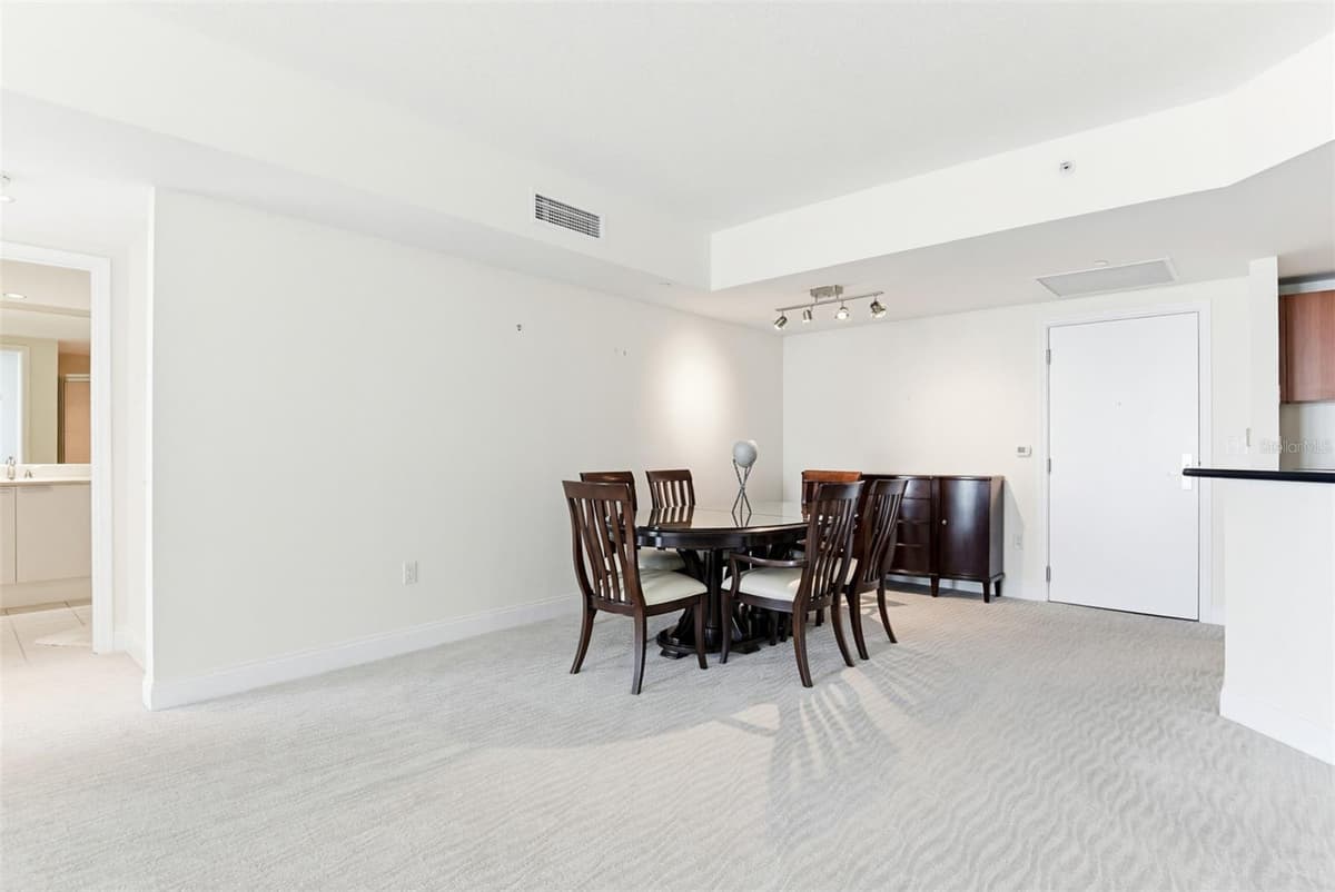 241 RIVERSIDE DRIVE — photo 10 of 50