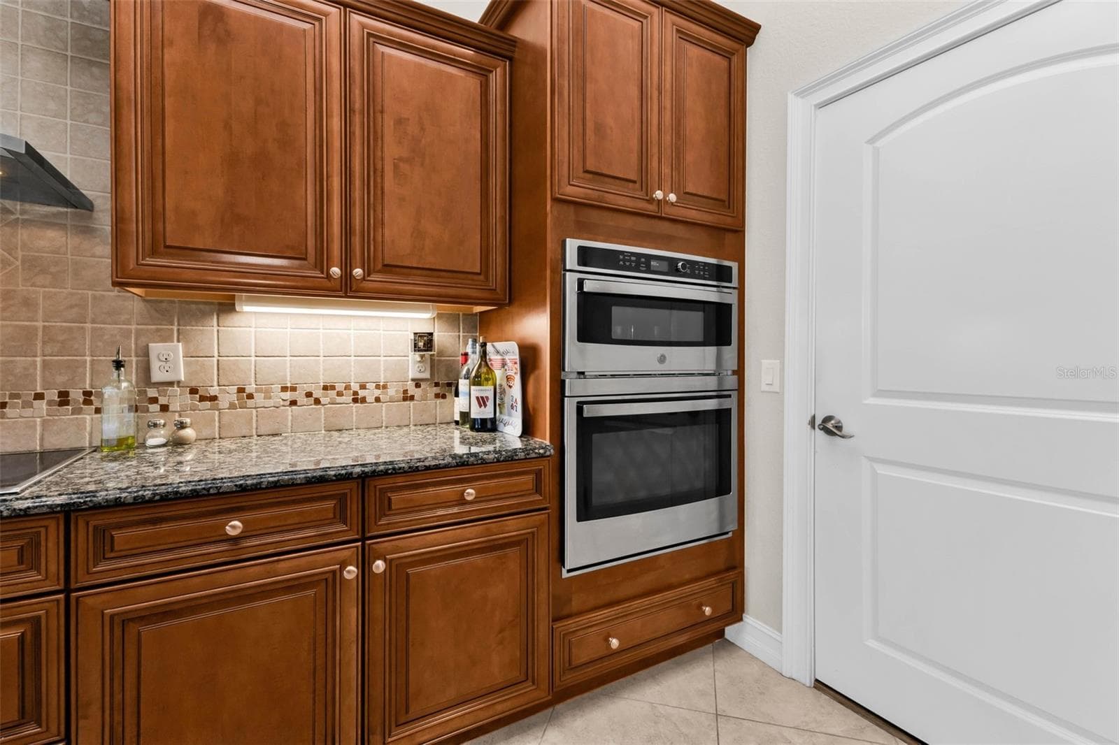 4074 LA COSTA ISLAND COURT — photo 18 of 87