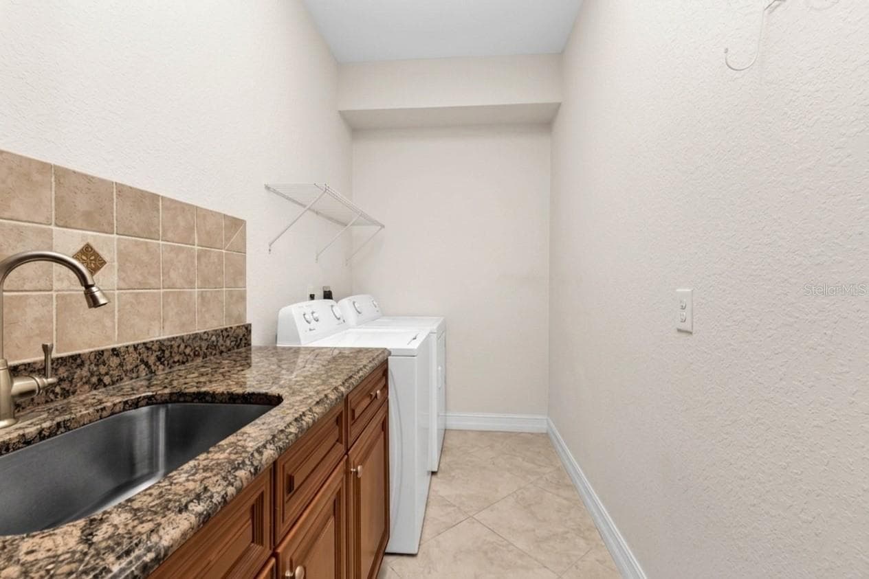 4074 LA COSTA ISLAND COURT — photo 37 of 87