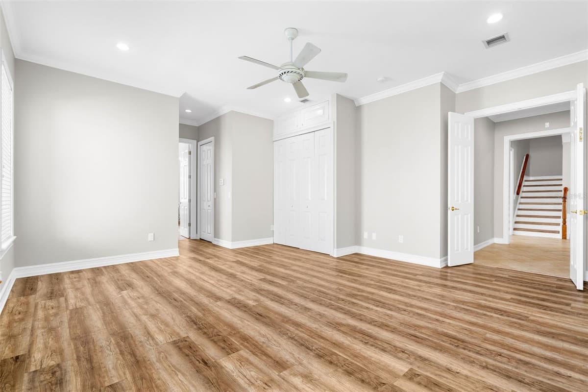 907 WESTPARK DRIVE — photo 20 of 48