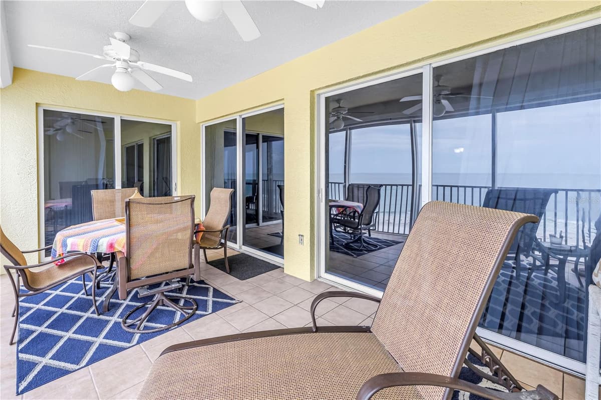 16750 GULF BOULEVARD — photo 33 of 69