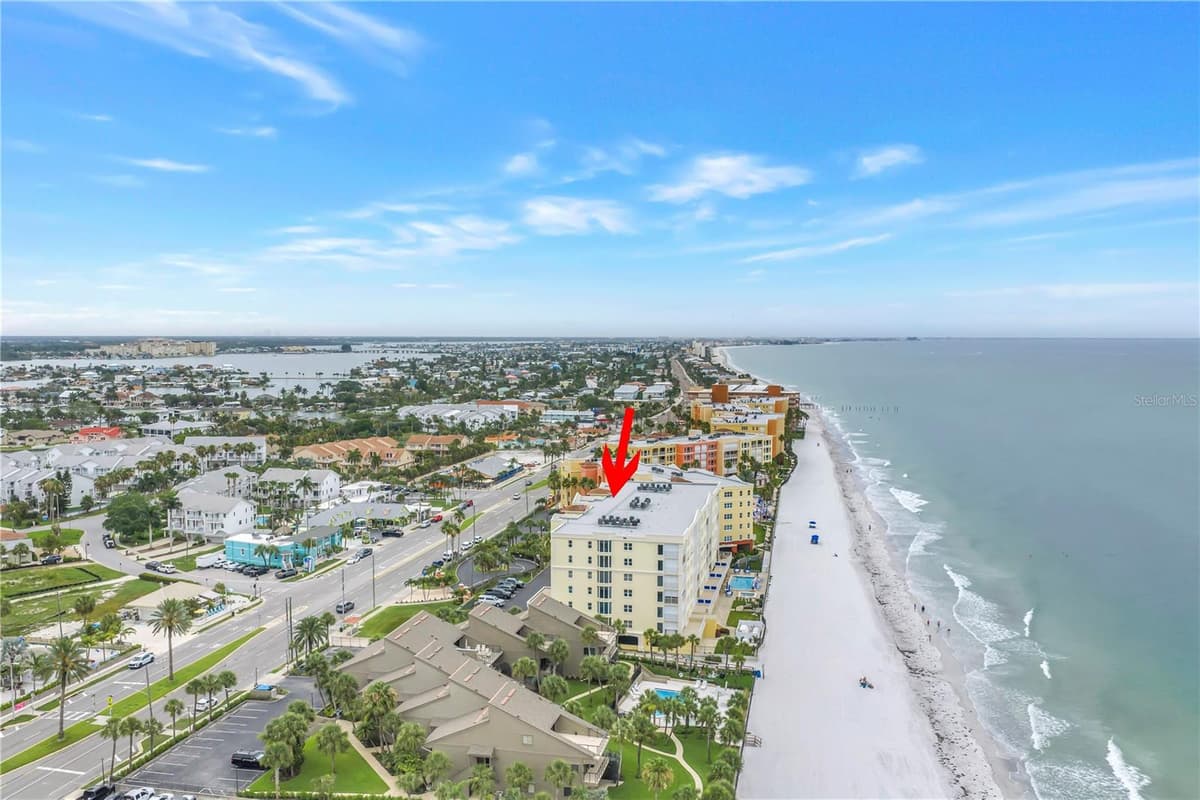 16750 GULF BOULEVARD — photo 66 of 69