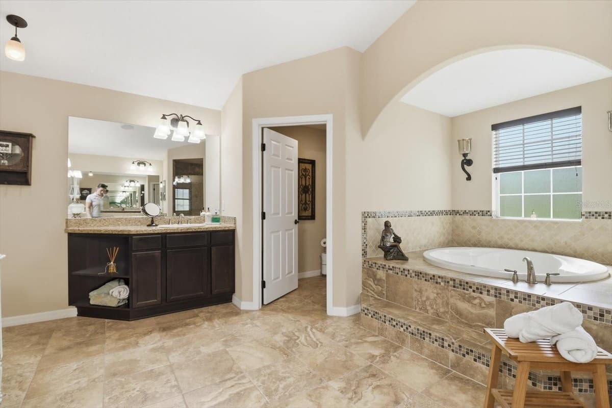3028 DAVIS LAKE DRIVE — photo 37 of 72