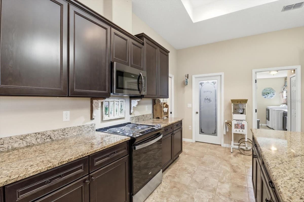3028 DAVIS LAKE DRIVE — photo 17 of 72