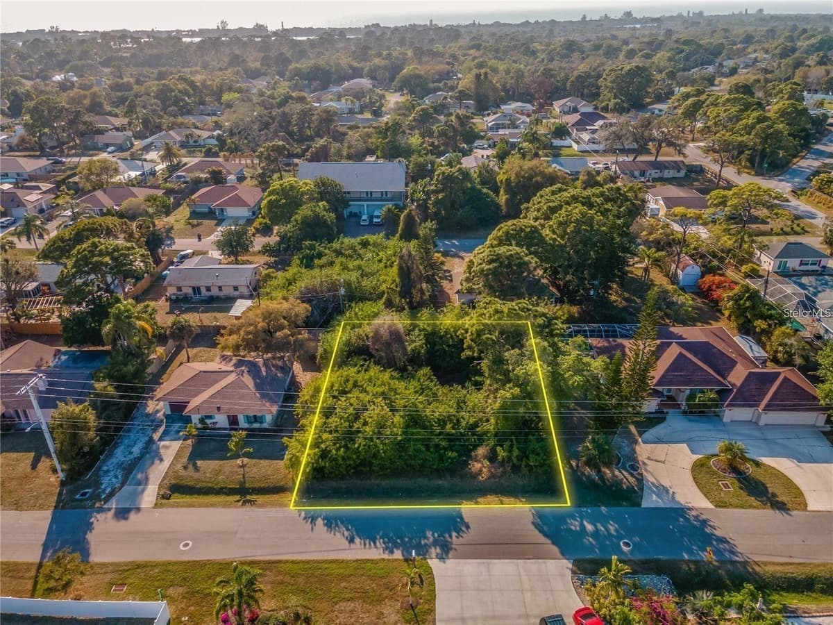 OSPREY ROAD — photo 1 of 6