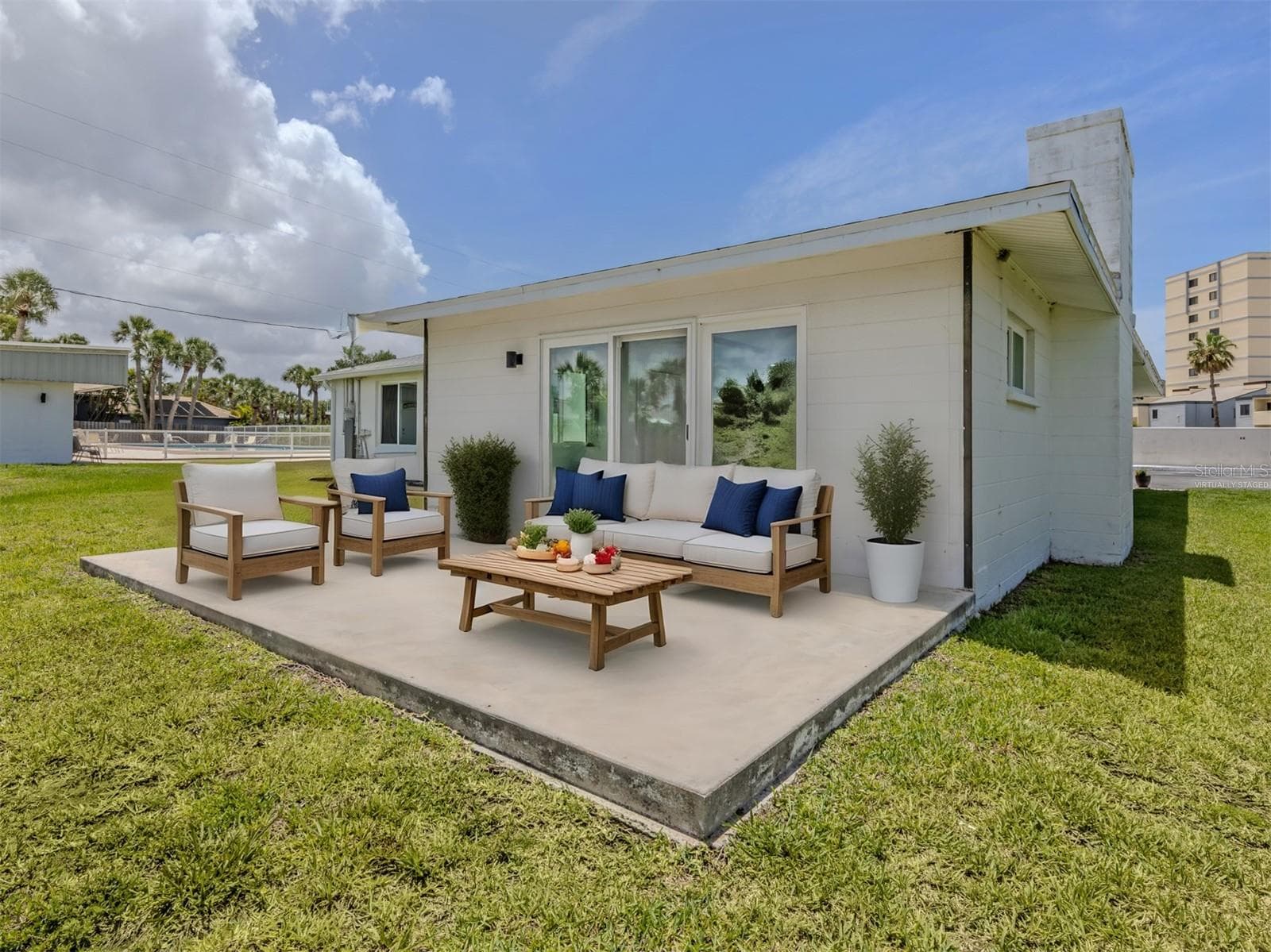 908 VILLAS DRIVE — photo 18 of 59