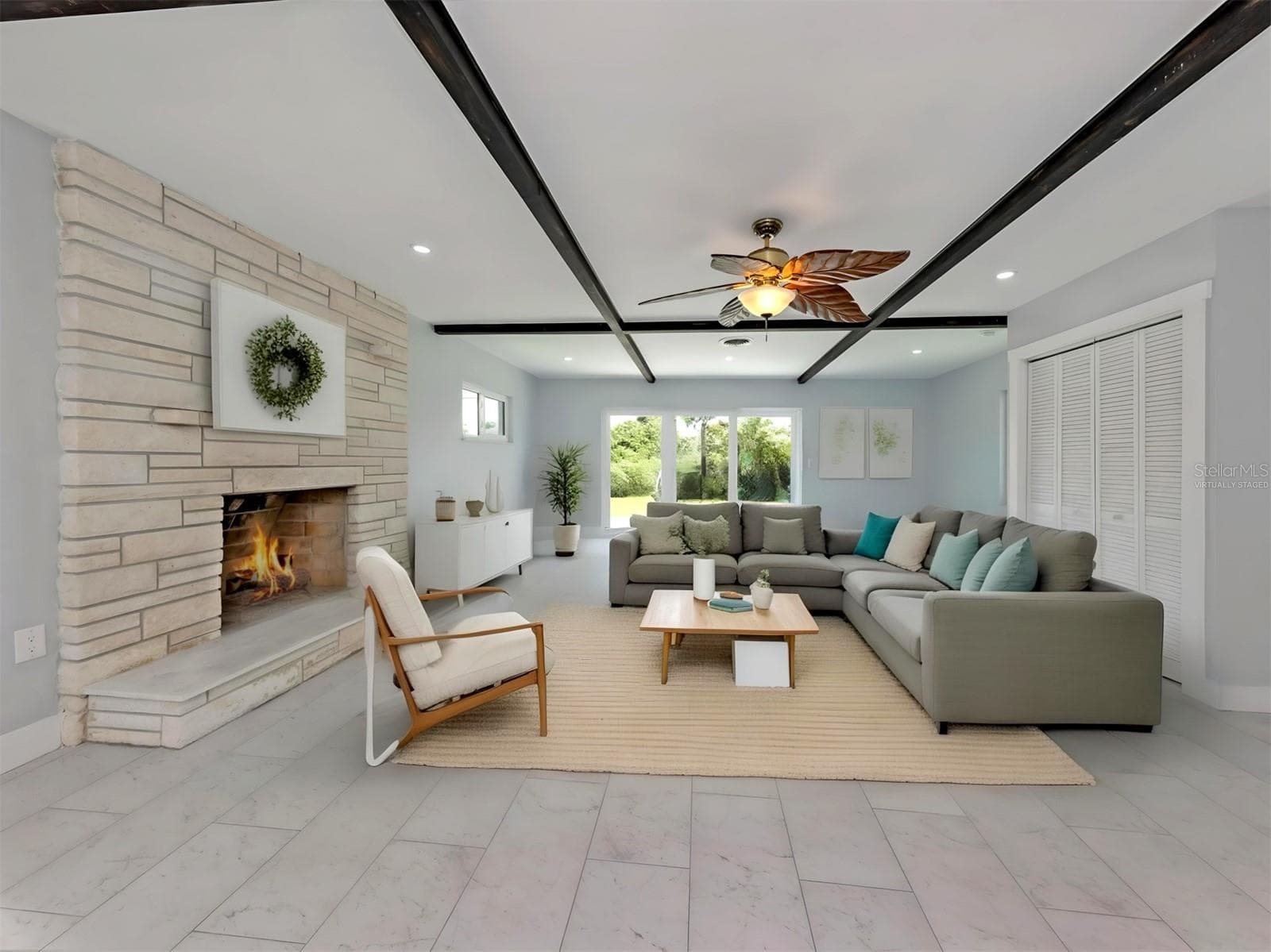 908 VILLAS DRIVE — photo 4 of 59