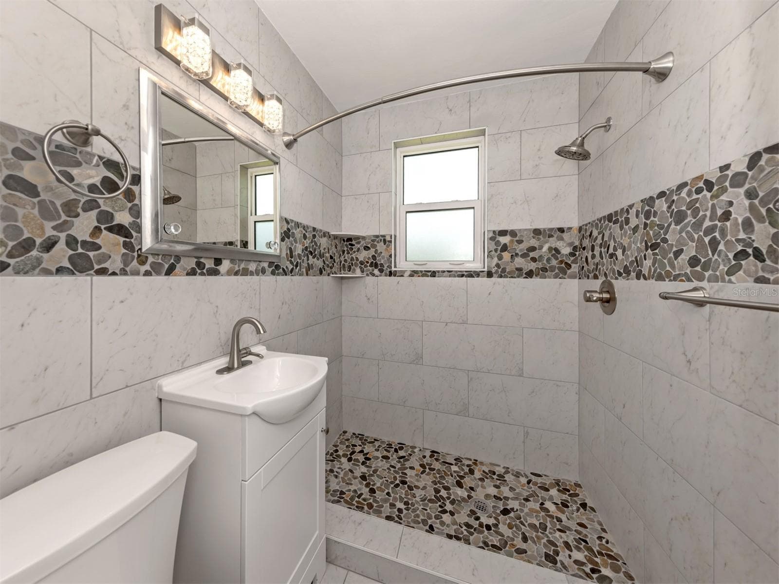 908 VILLAS DRIVE — photo 17 of 59