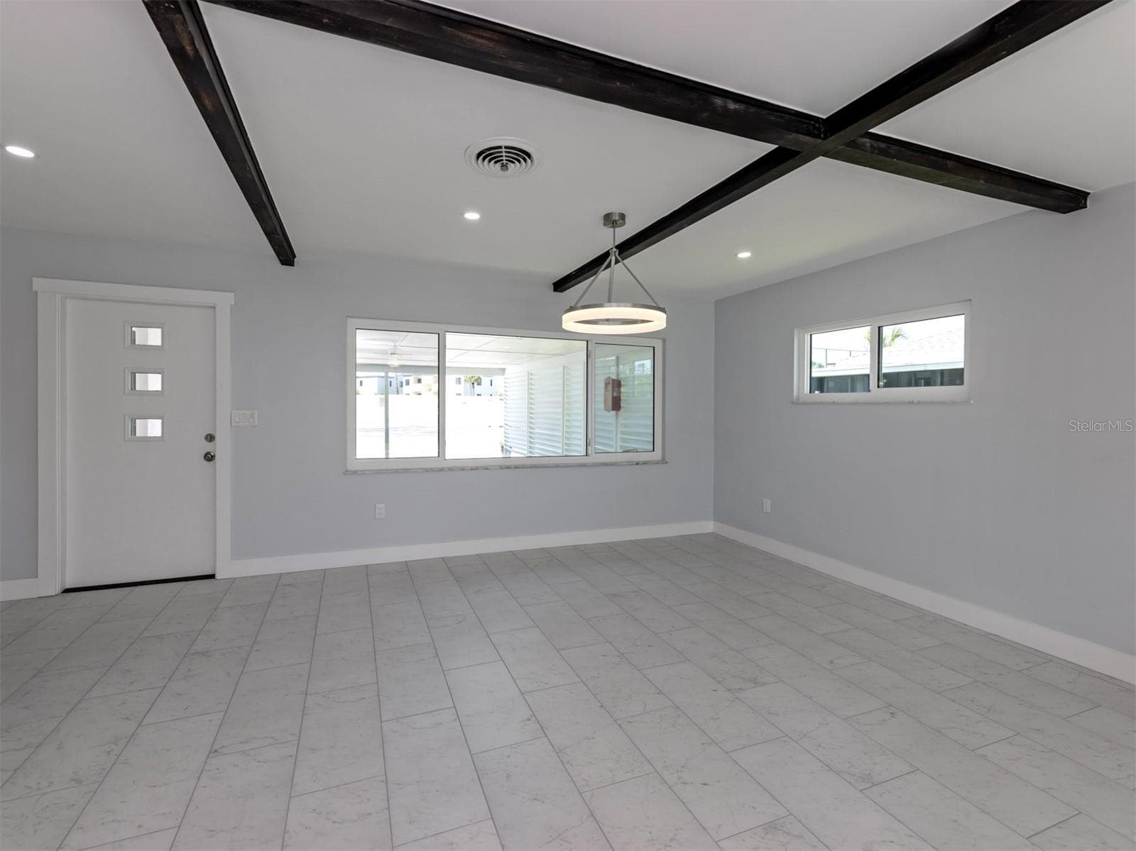 908 VILLAS DRIVE — photo 8 of 59
