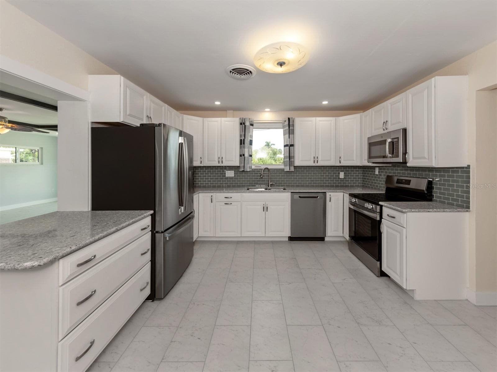 908 VILLAS DRIVE — photo 52 of 59
