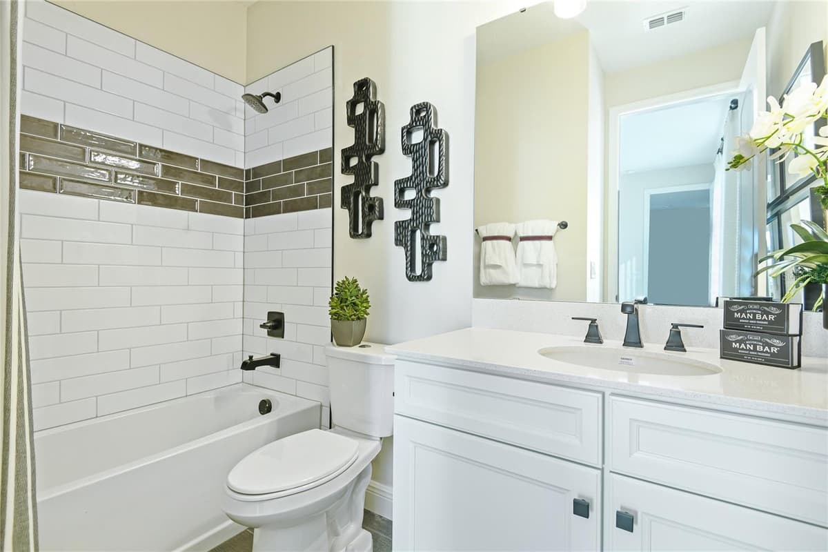 6410 CLOVER STREET — photo 4 of 31