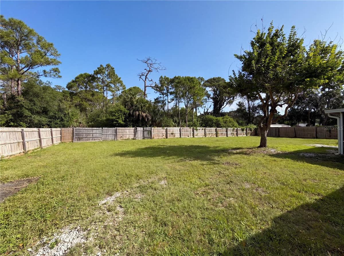 1057 LAKEMOOR BOULEVARD — photo 30 of 30