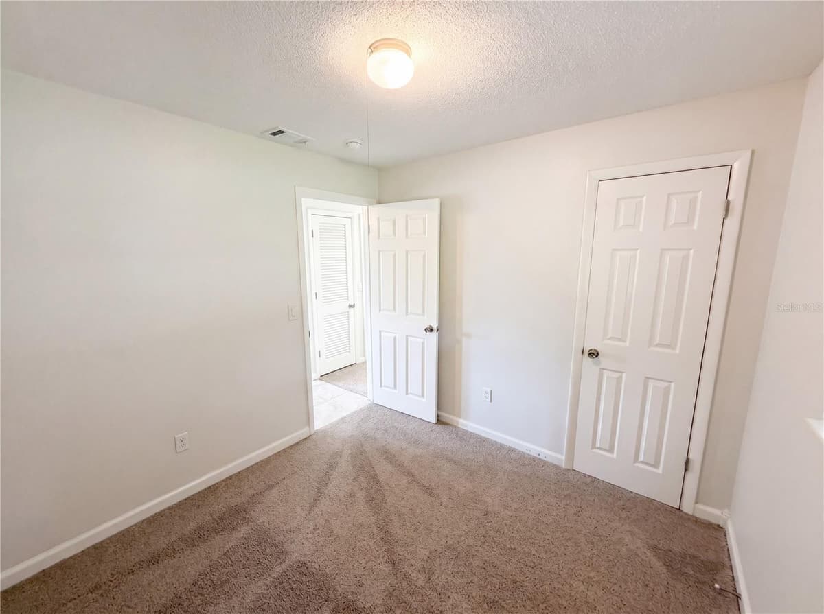 1057 LAKEMOOR BOULEVARD — photo 16 of 30
