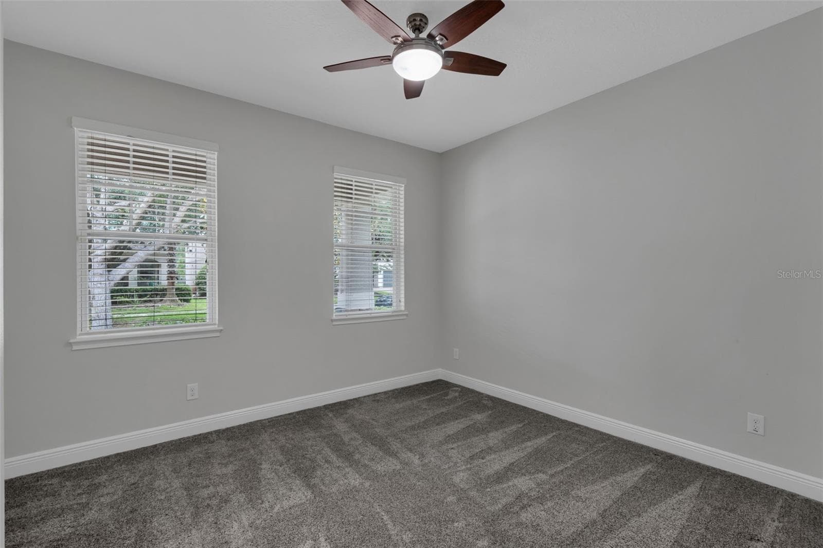 12826 WOODMERE CLOSE DR — photo 24 of 44