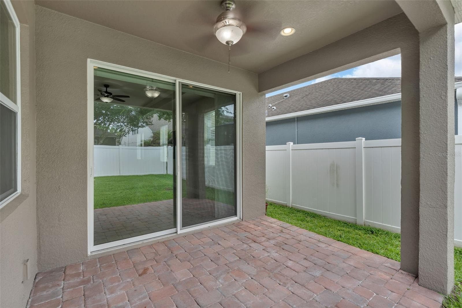 12826 WOODMERE CLOSE DR — photo 33 of 44