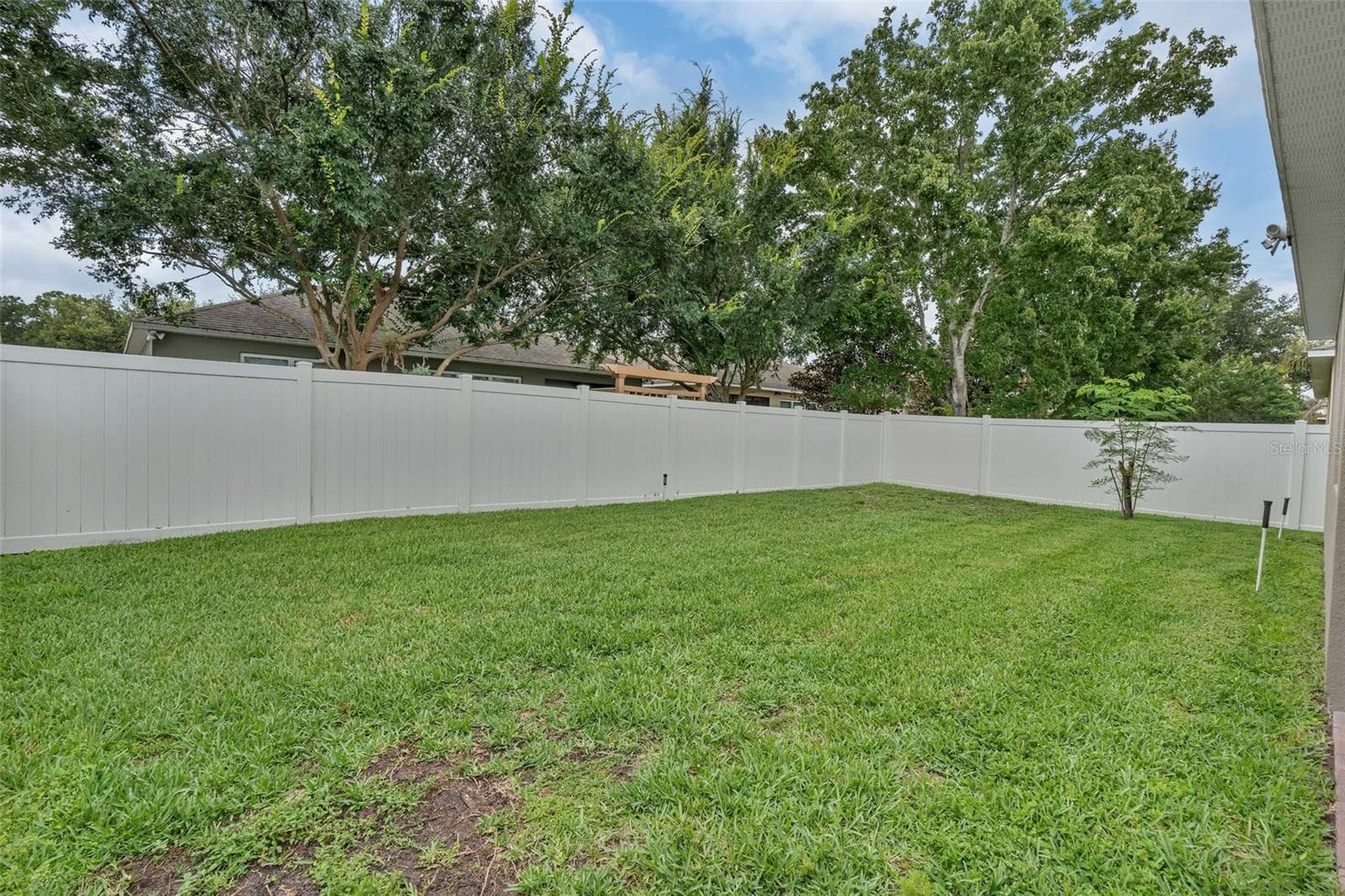 12826 WOODMERE CLOSE DR — photo 35 of 44