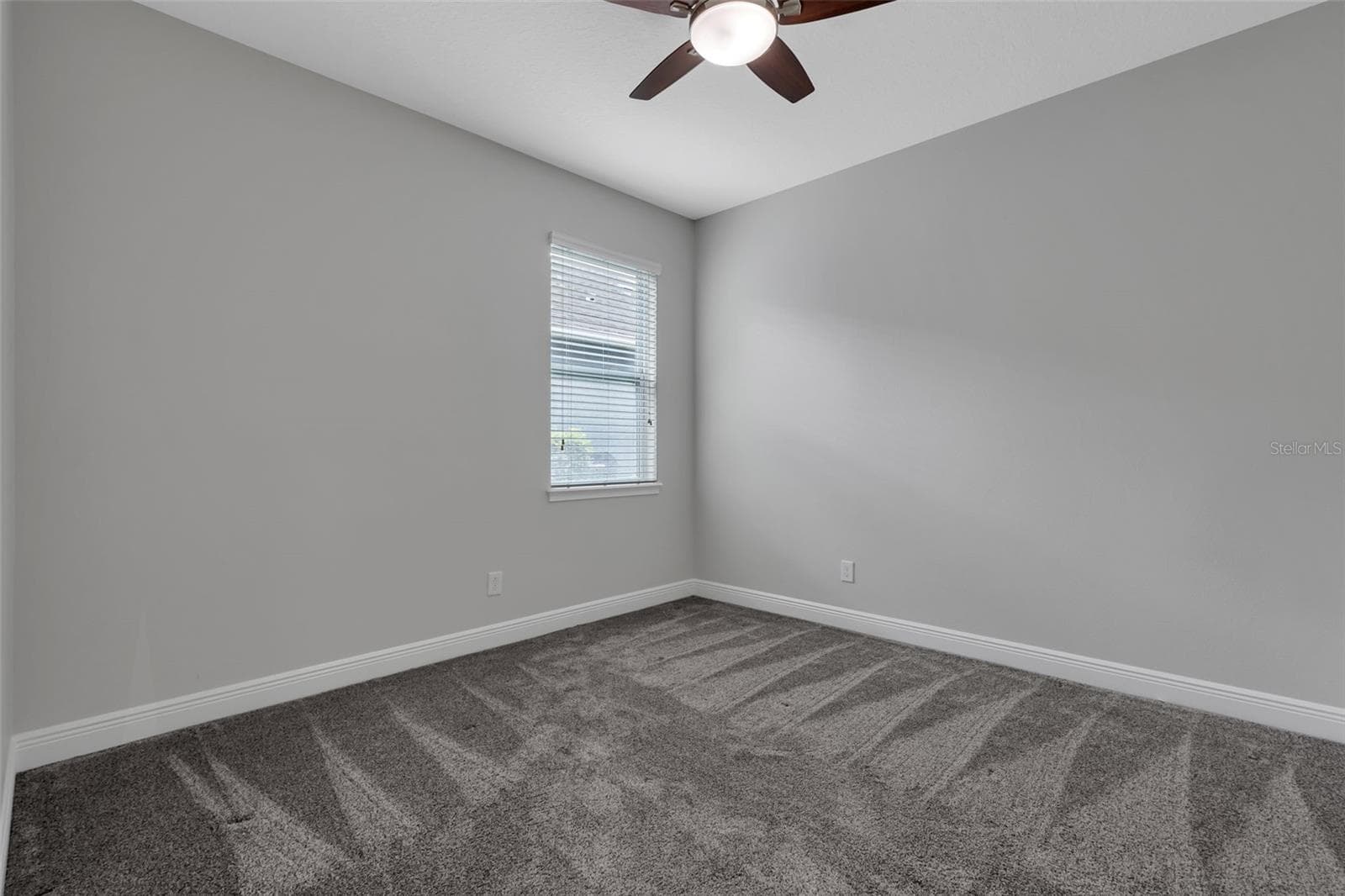 12826 WOODMERE CLOSE DR — photo 27 of 44