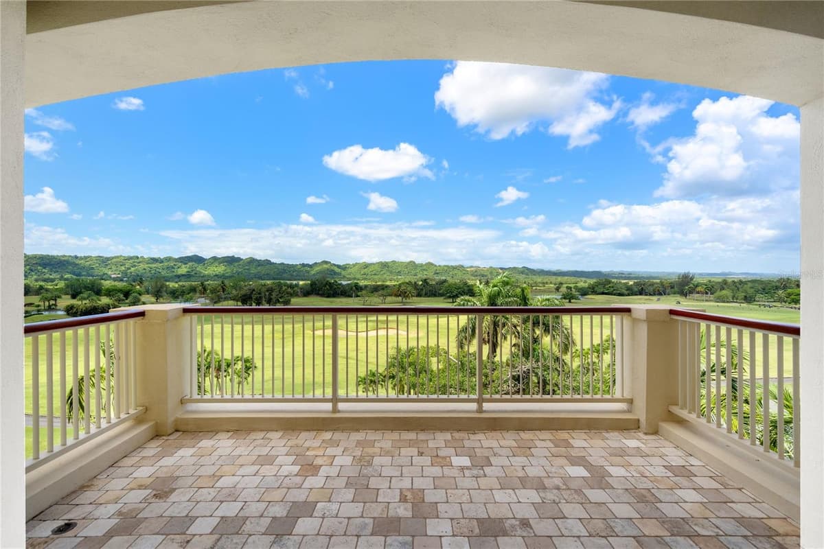 500 PLANTATION VILLAGE DRIVE — photo 19 of 62