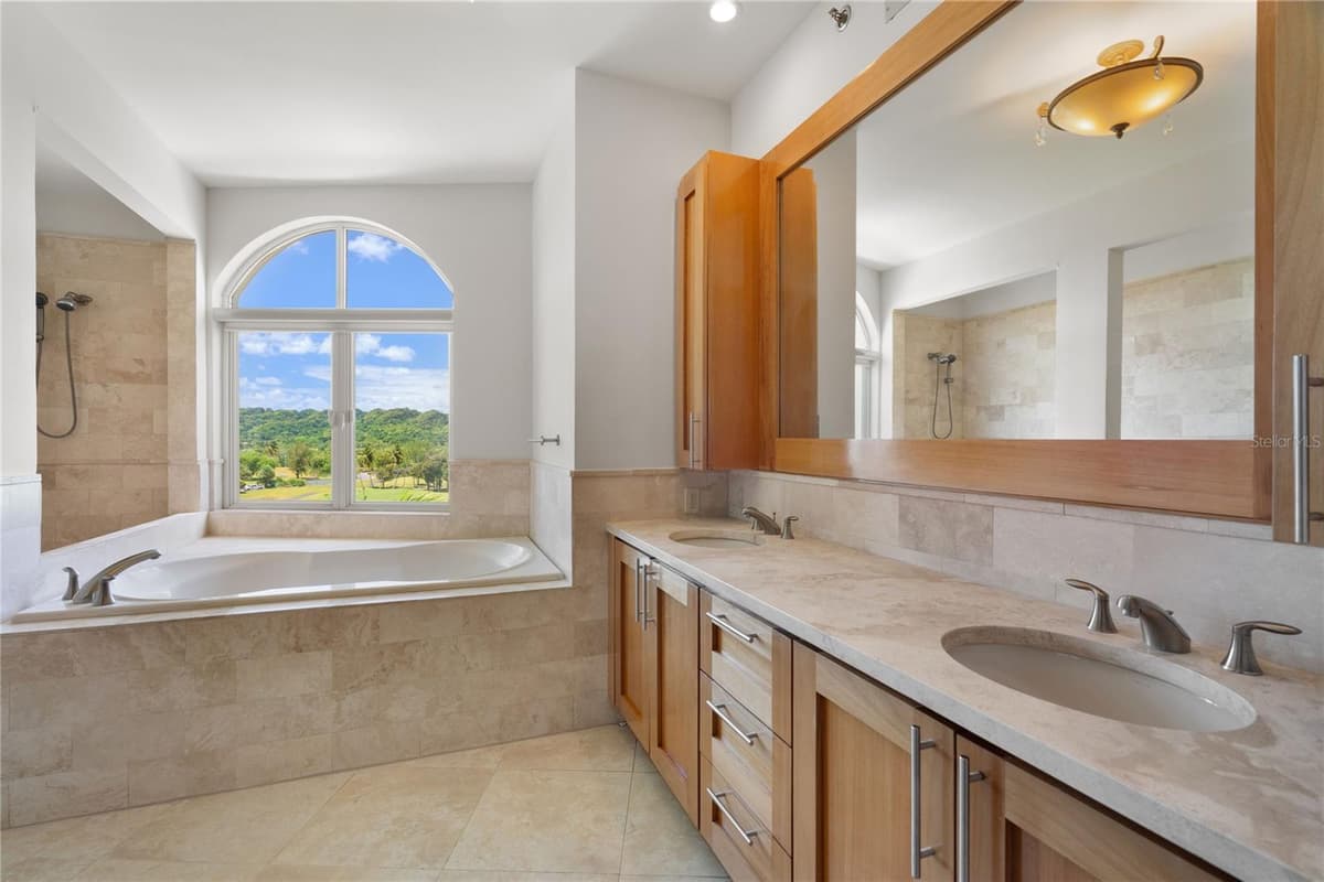 500 PLANTATION VILLAGE DRIVE — photo 23 of 62