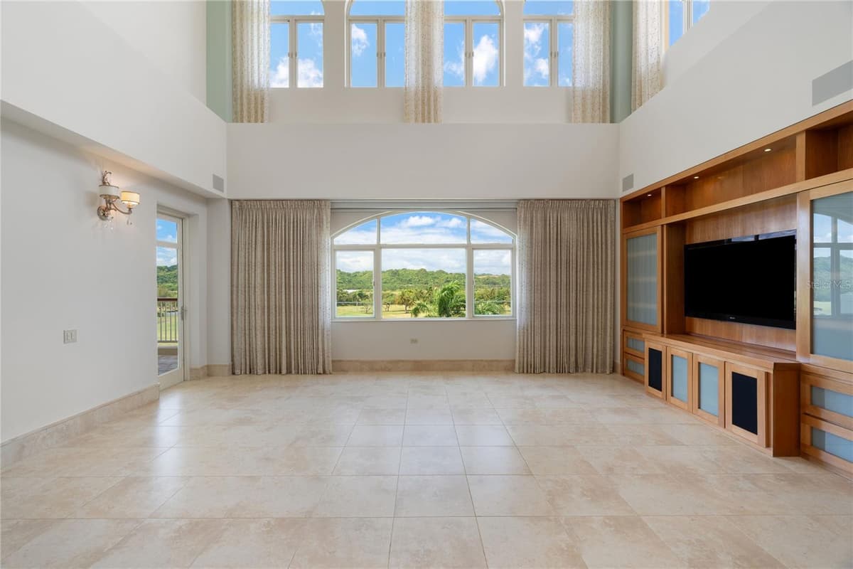 500 PLANTATION VILLAGE DRIVE — photo 16 of 62