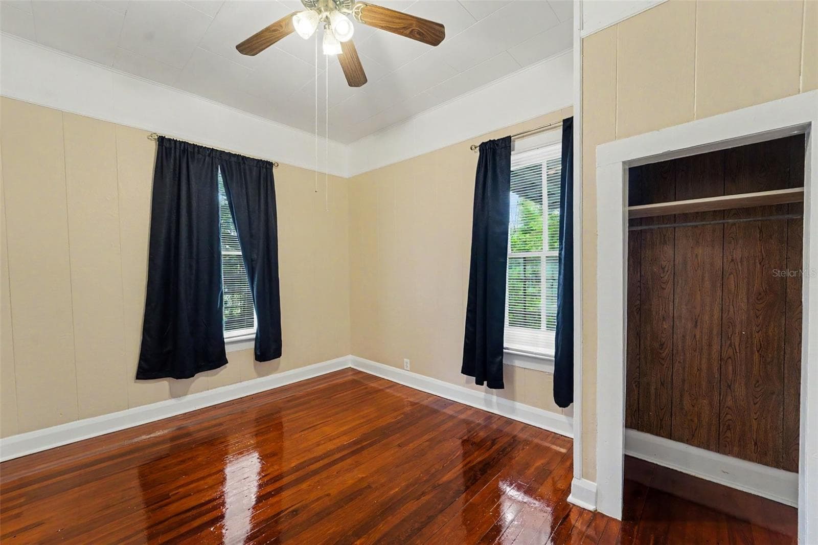 4109 SUWANEE AVENUE — photo 23 of 39