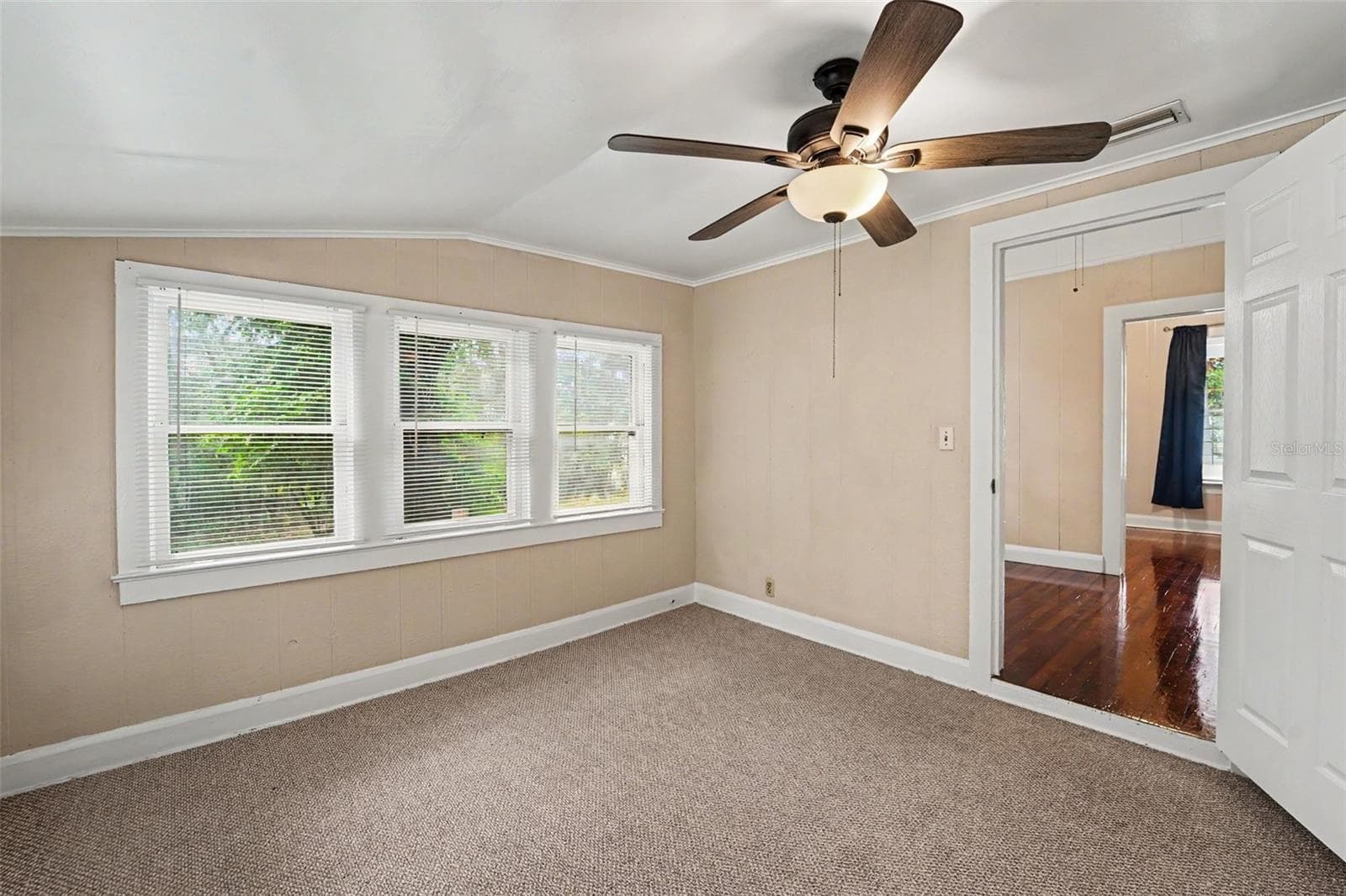 4109 SUWANEE AVENUE — photo 24 of 39