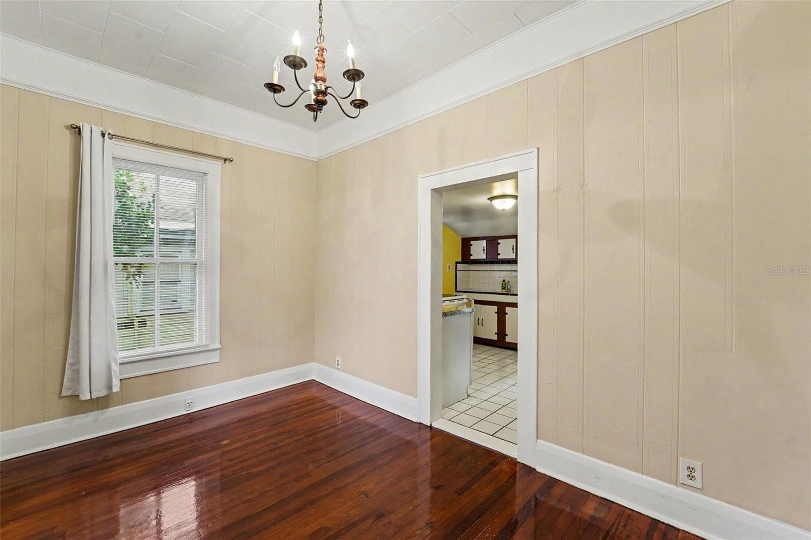 4109 SUWANEE AVENUE — photo 17 of 39