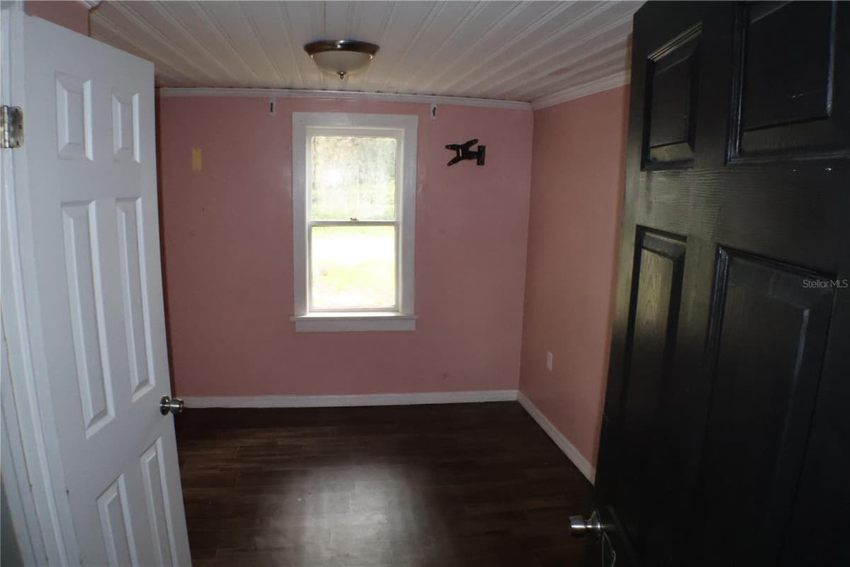 1202 FERRELL STREET — photo 8 of 16