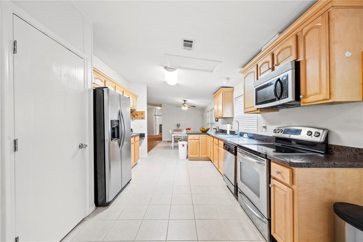 1366 CENTRAL TERRACE — photo 7 of 42