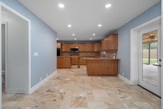 2309 CYPRESS WALK WAY — photo 17 of 52