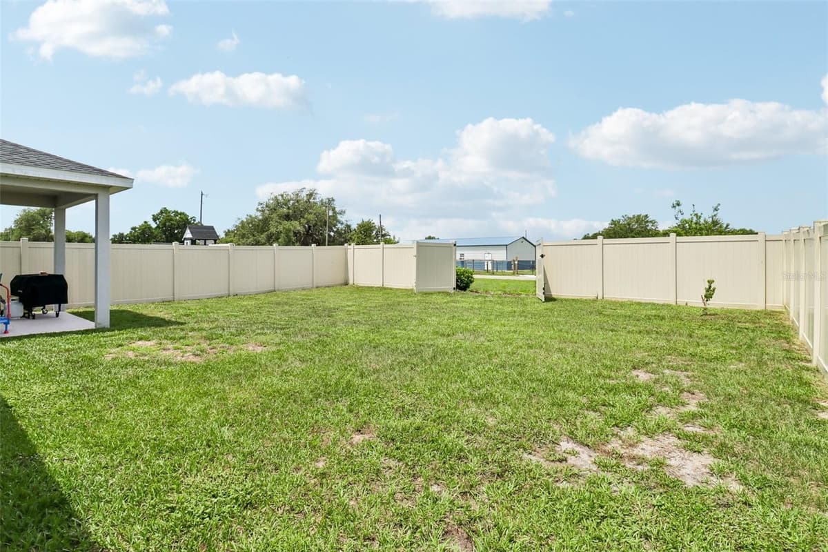 2192 OKLAHOMA DRIVE — photo 31 of 55