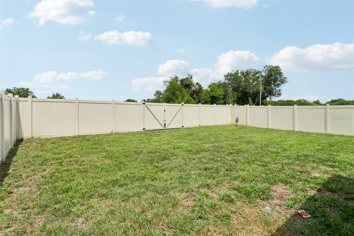 2192 OKLAHOMA DRIVE — photo 33 of 55