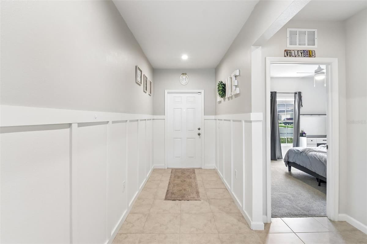 2192 OKLAHOMA DRIVE — photo 21 of 55