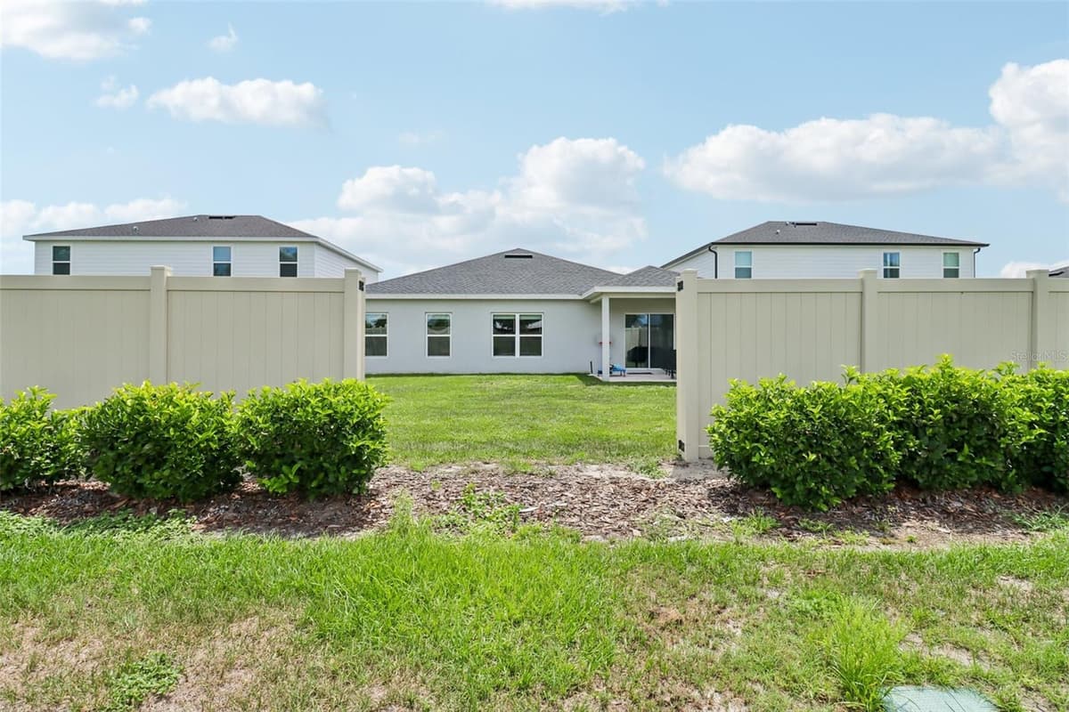 2192 OKLAHOMA DRIVE — photo 32 of 55