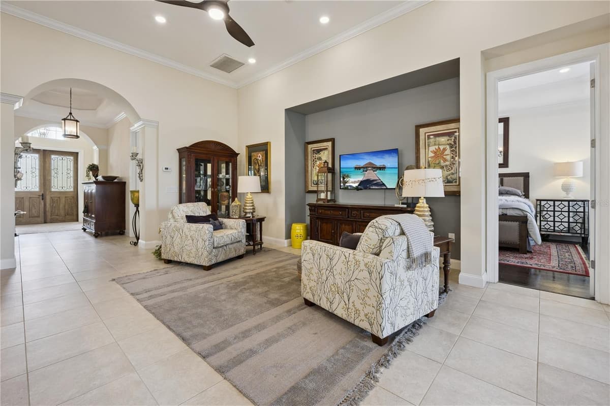 9219 SAN JOSE BOULEVARD — photo 10 of 59