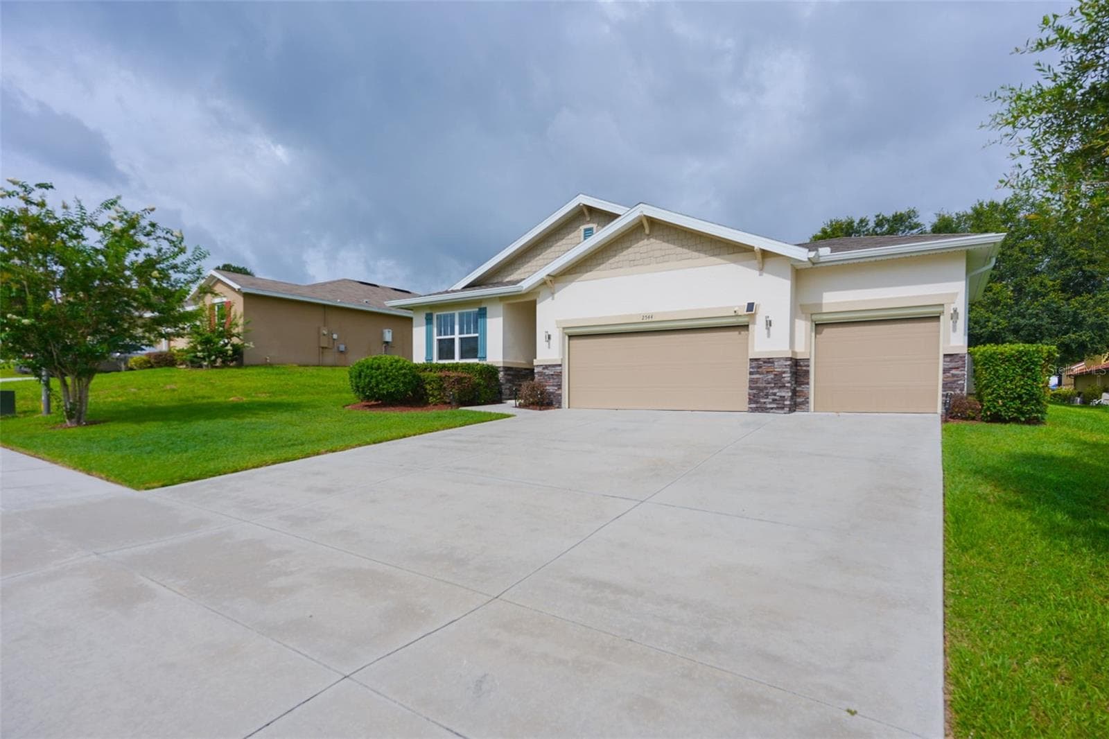 2544 AUTUMN STREAM DRIVE — photo 3 of 53