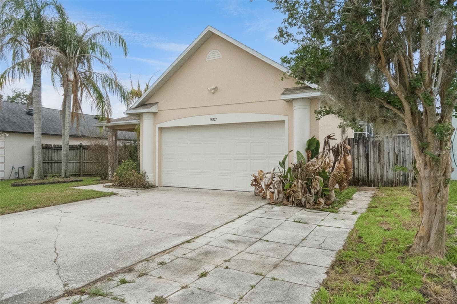 16217 COOPERS HAWK AVENUE — photo 3 of 27