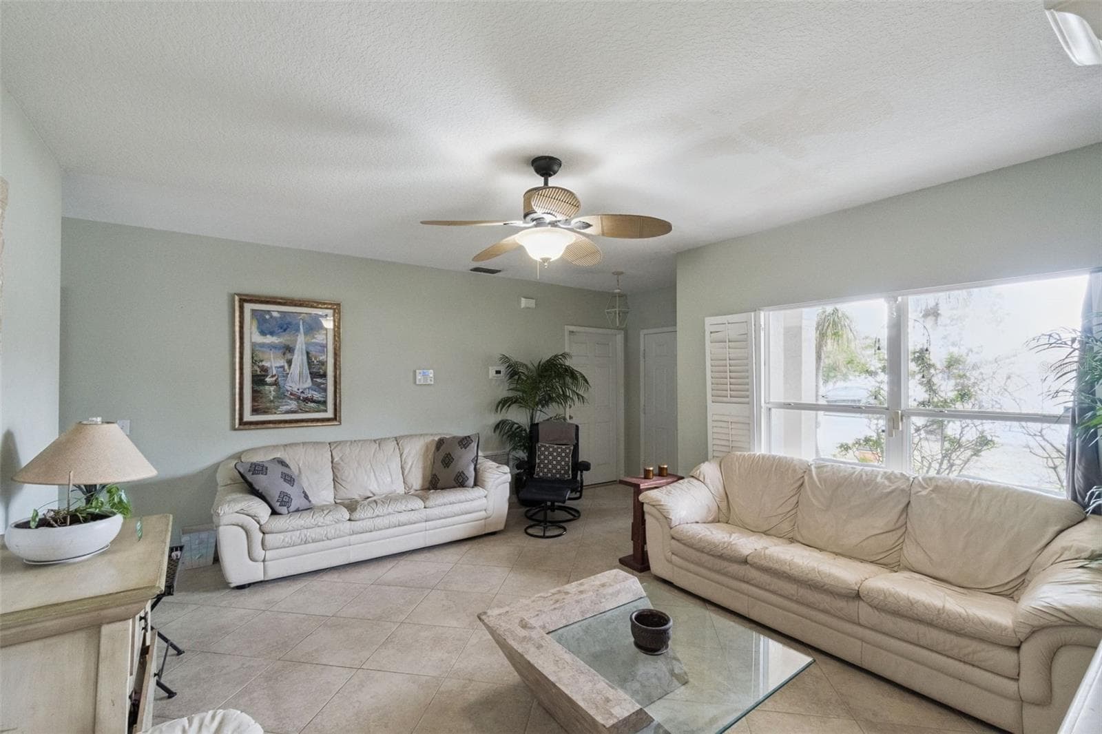 16217 COOPERS HAWK AVENUE — photo 6 of 27