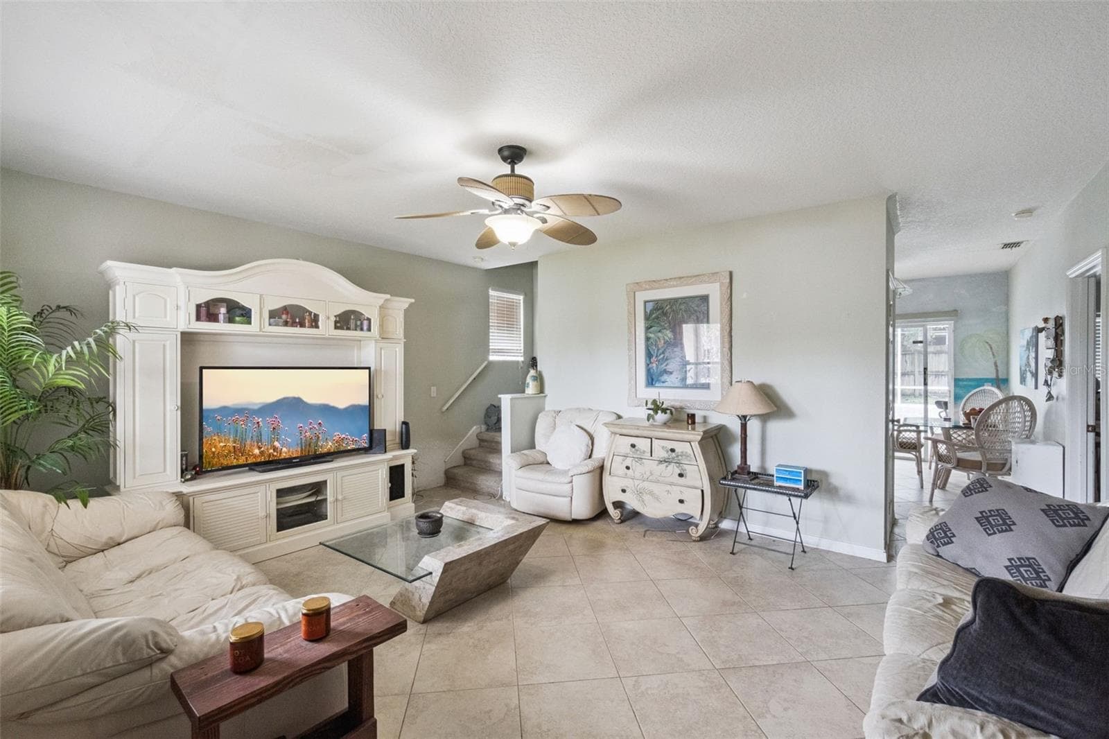 16217 COOPERS HAWK AVENUE — photo 5 of 27