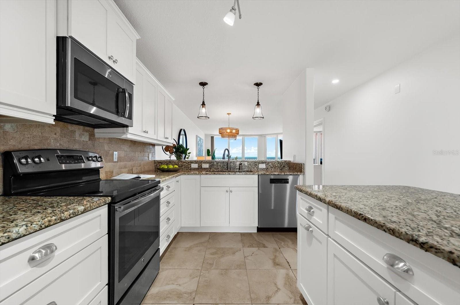 2600 GULF DRIVE — photo 10 of 47