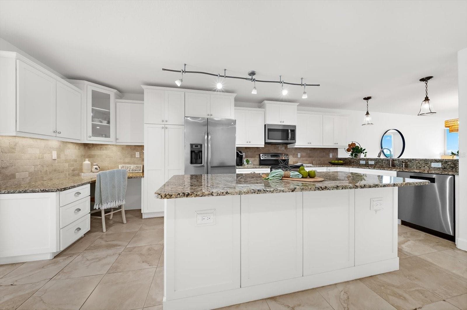 2600 GULF DRIVE — photo 9 of 47