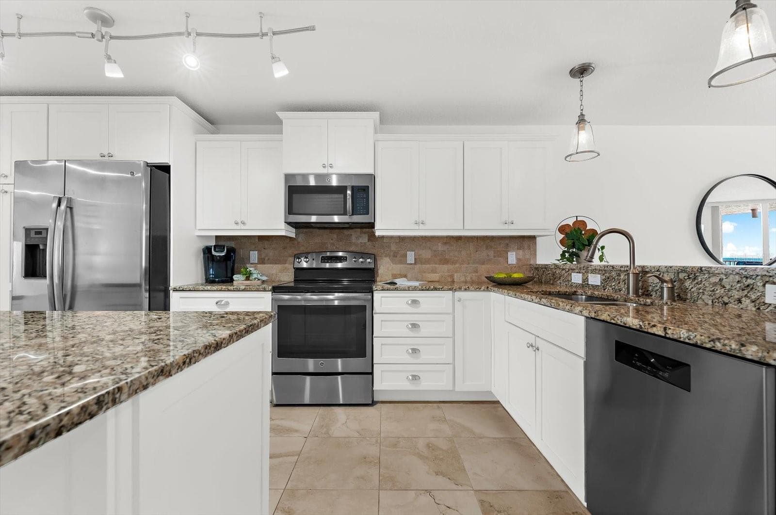 2600 GULF DRIVE — photo 8 of 47
