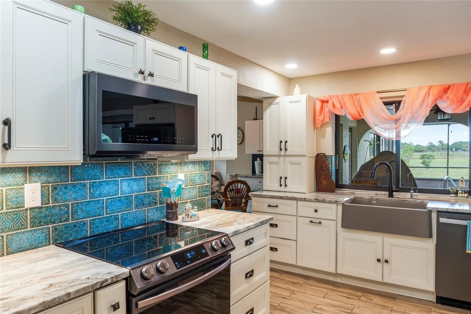 29005 PALM SHORES BOULEVARD — photo 18 of 84
