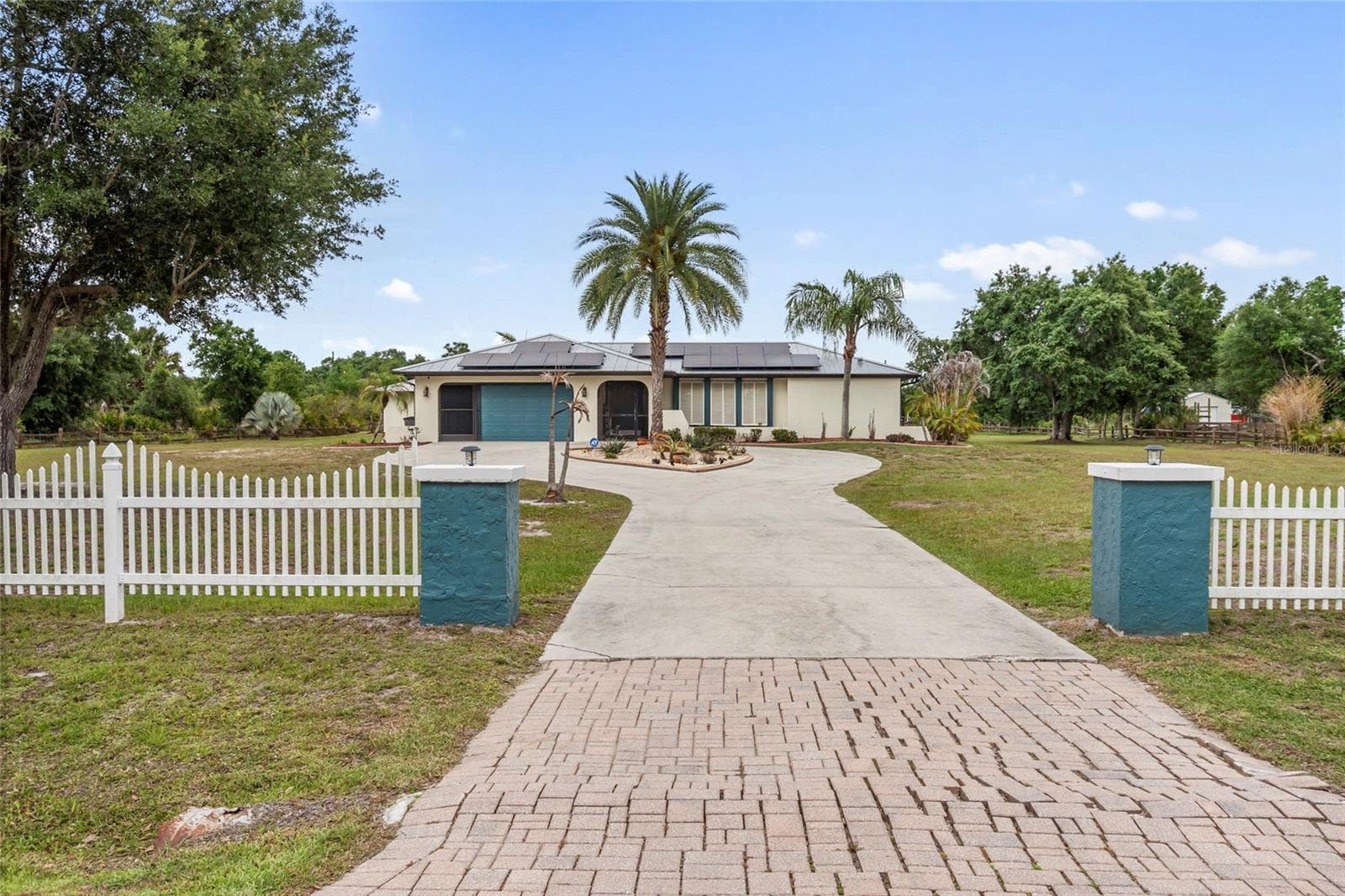 29005 PALM SHORES BOULEVARD — photo 8 of 84