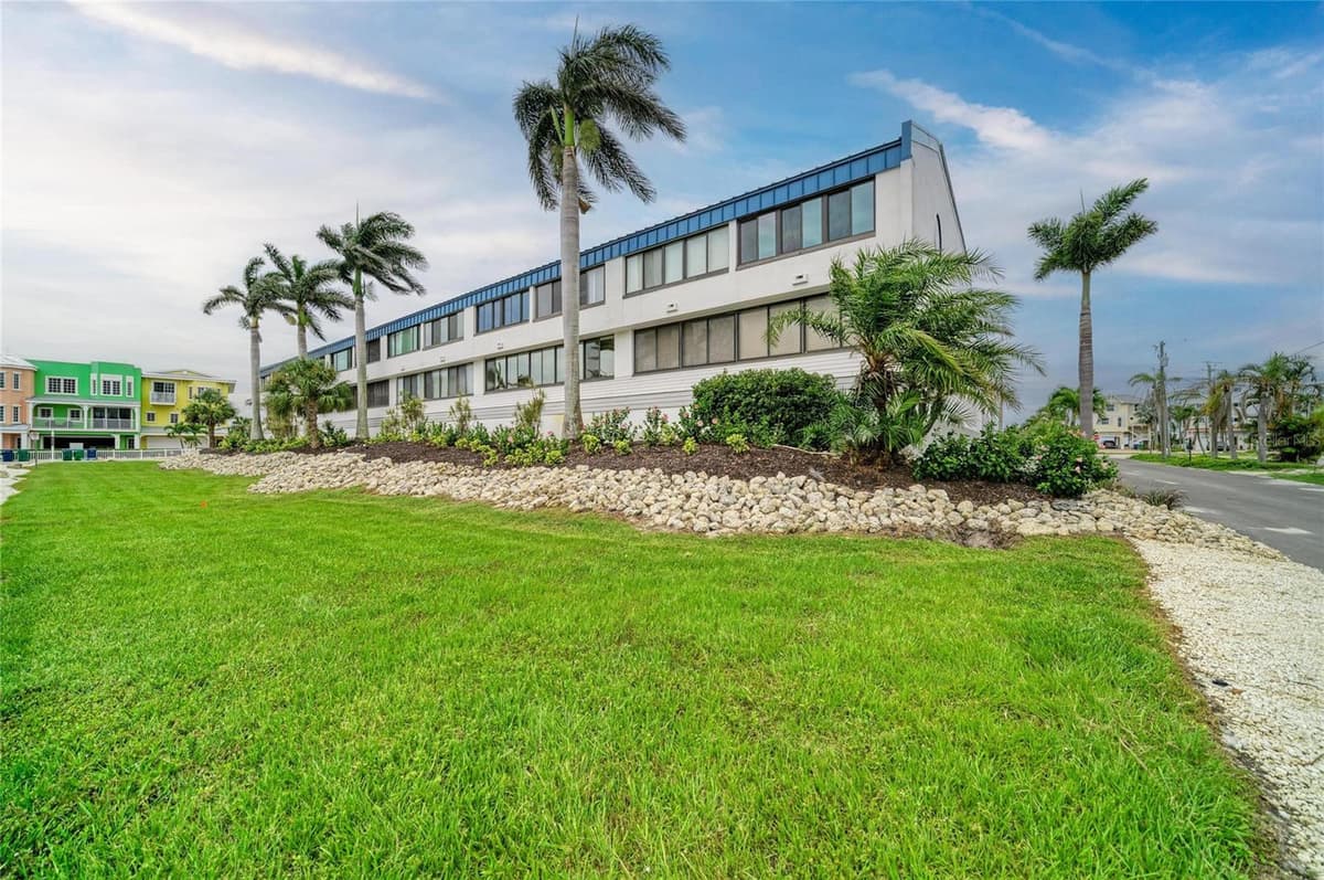 1007 GULF DRIVE — photo 58 of 63