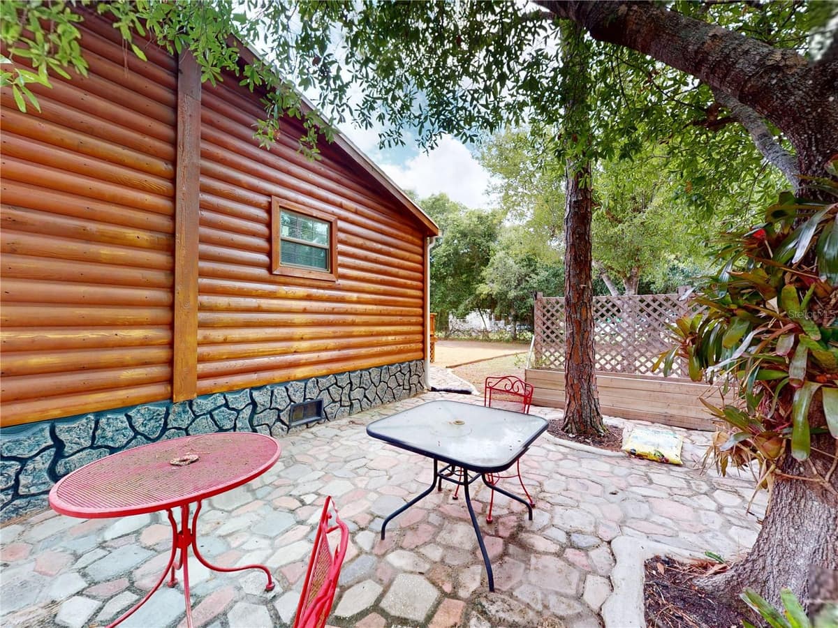 17021 SHELBY LANE — photo 4 of 78