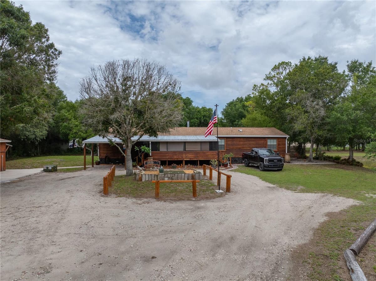 17021 SHELBY LANE — photo 7 of 78