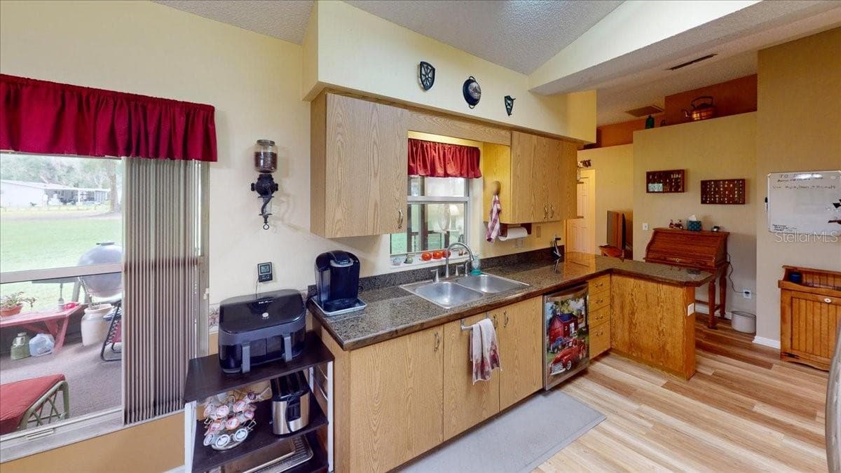 267 ORANGE AVENUE — photo 16 of 58